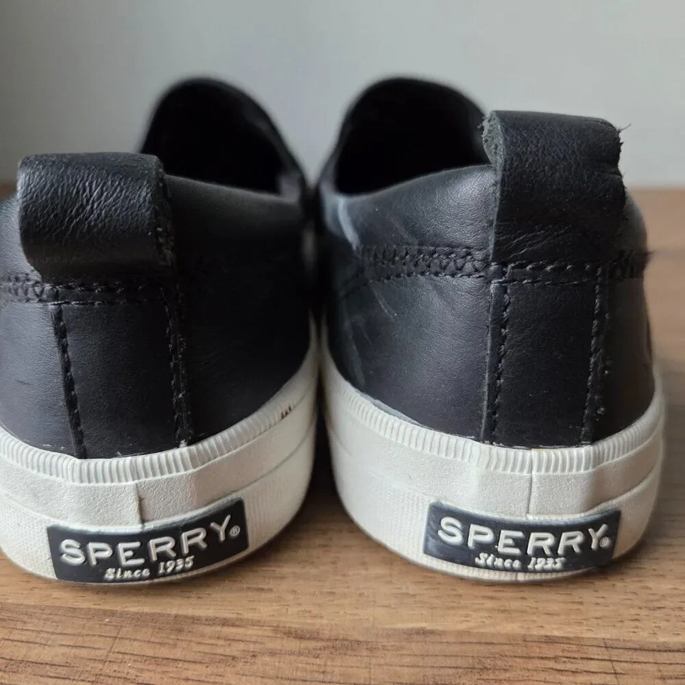 EUC SPERRY TOP SIDER BLACK GENUINE LEATHER UPPER PERFORATED SHOES SIZE 9 WOMENS